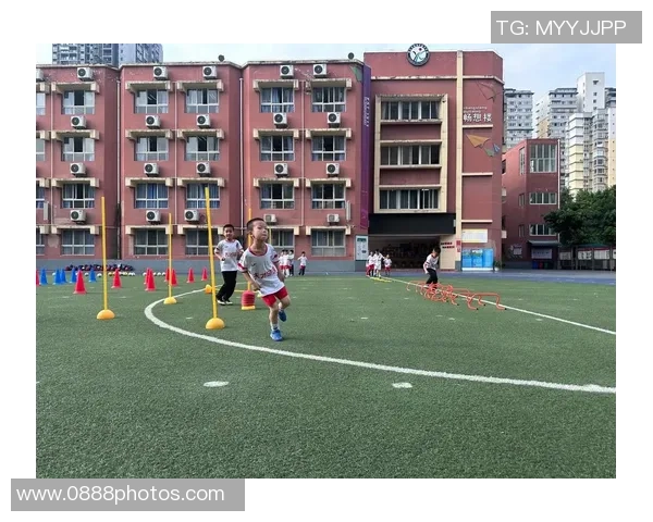 中小学生足球视频下载平台推荐助力青少年足球技能提升与兴趣培养